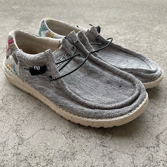Hey dude Wally funk size 9 Preowned slip on - Picture 1 of 6